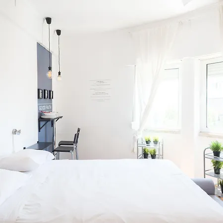 Konukevi Marques Mini